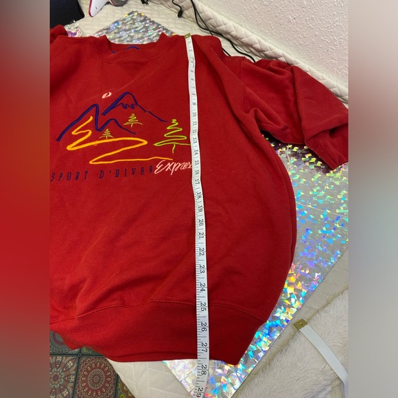 Vintage 90s Jeans By Express Sport D’Hiver Winter Embroidered XS Red Sweatshirt - Picture 9 of 15
